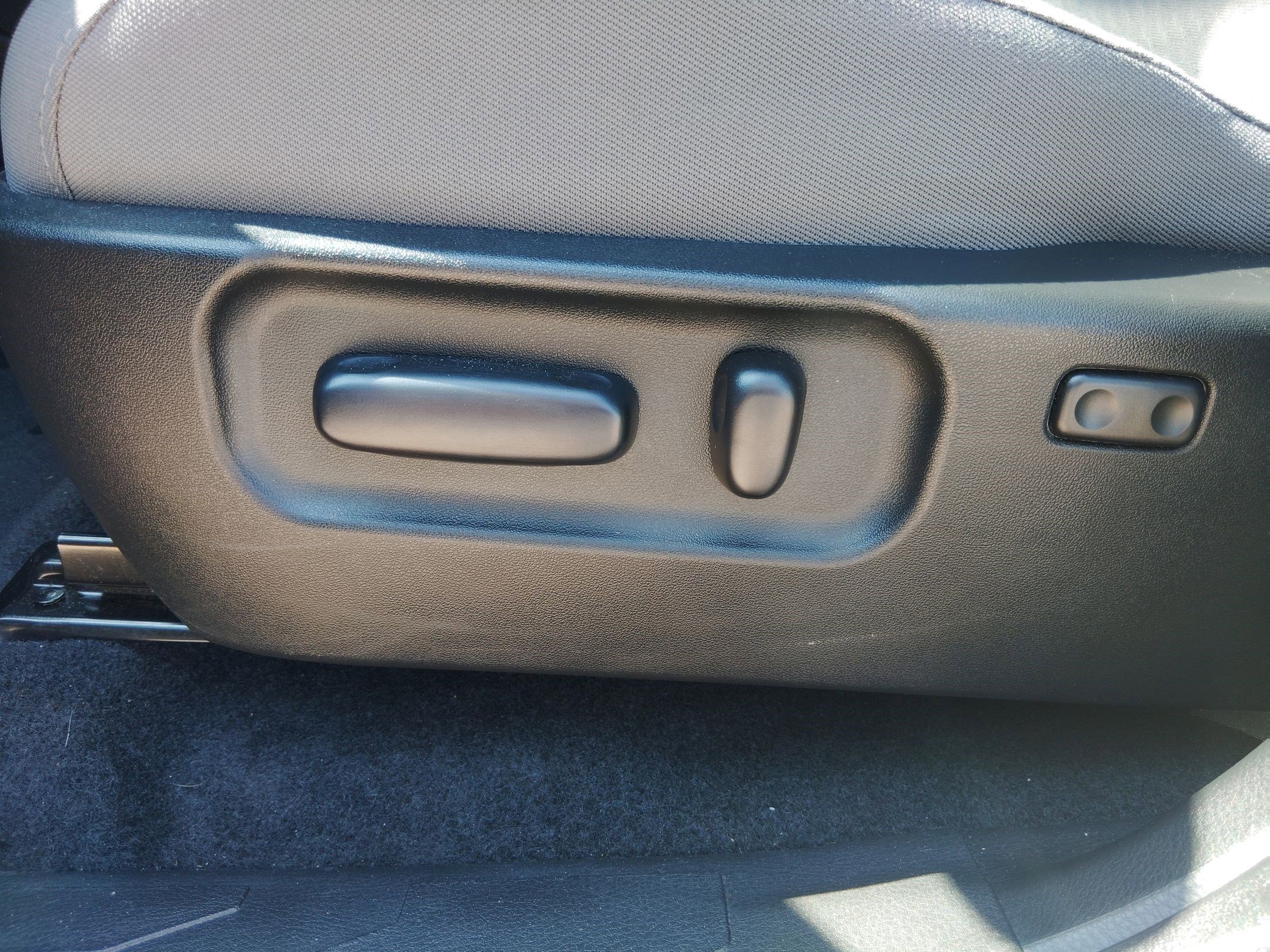 2023 Toyota Tacoma SR5 photo 13