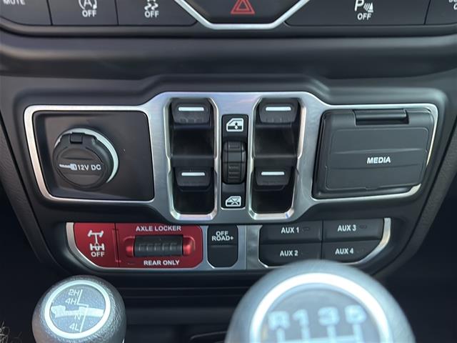 2022 Jeep Gladiator Mojave photo 22