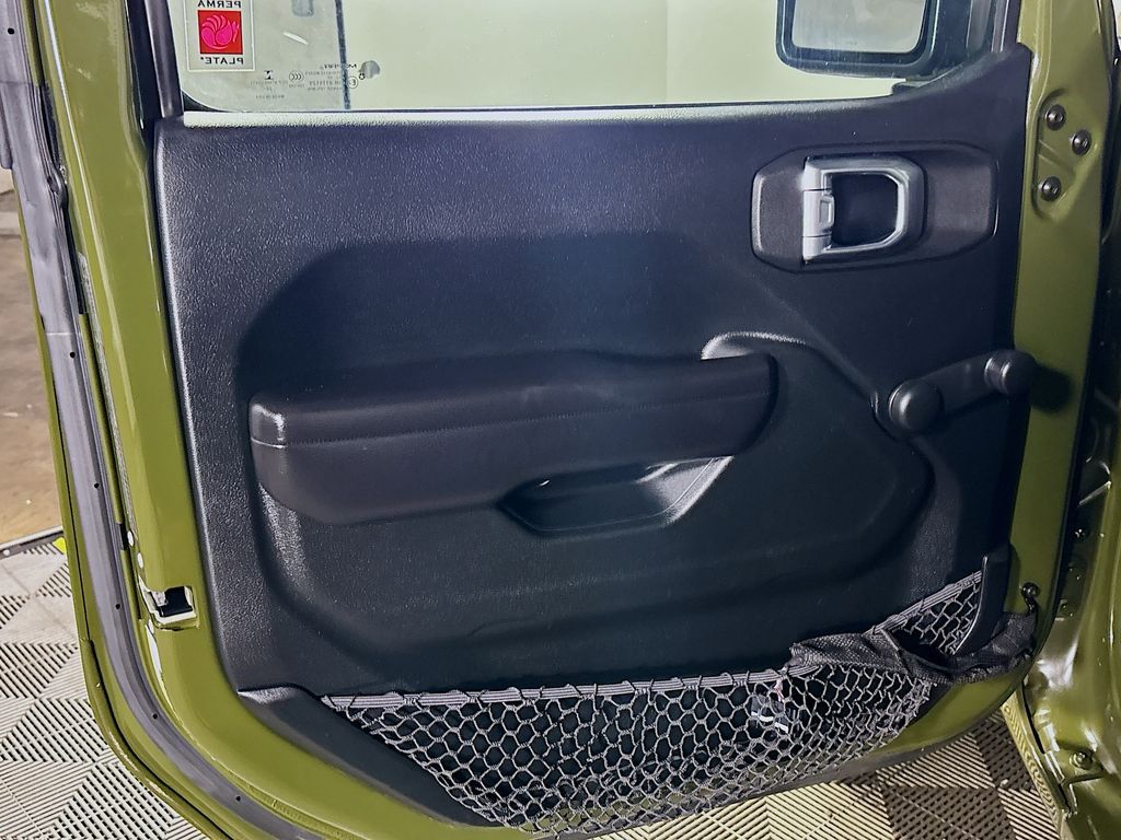 2021 Jeep Wrangler Sport photo 10