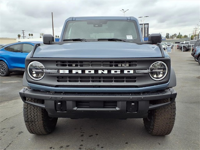2025 Ford Bronco Big Bend photo 2