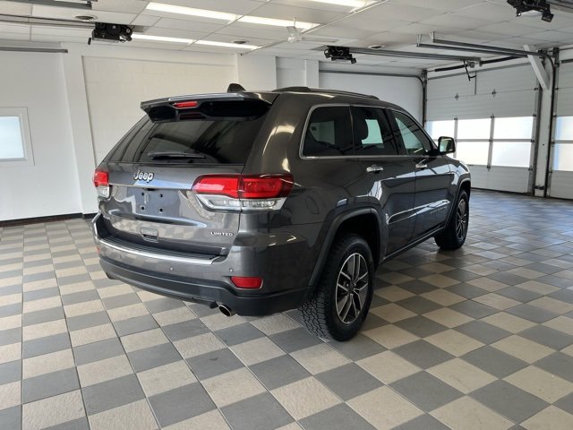2020 Jeep Grand Cherokee Limited photo 2