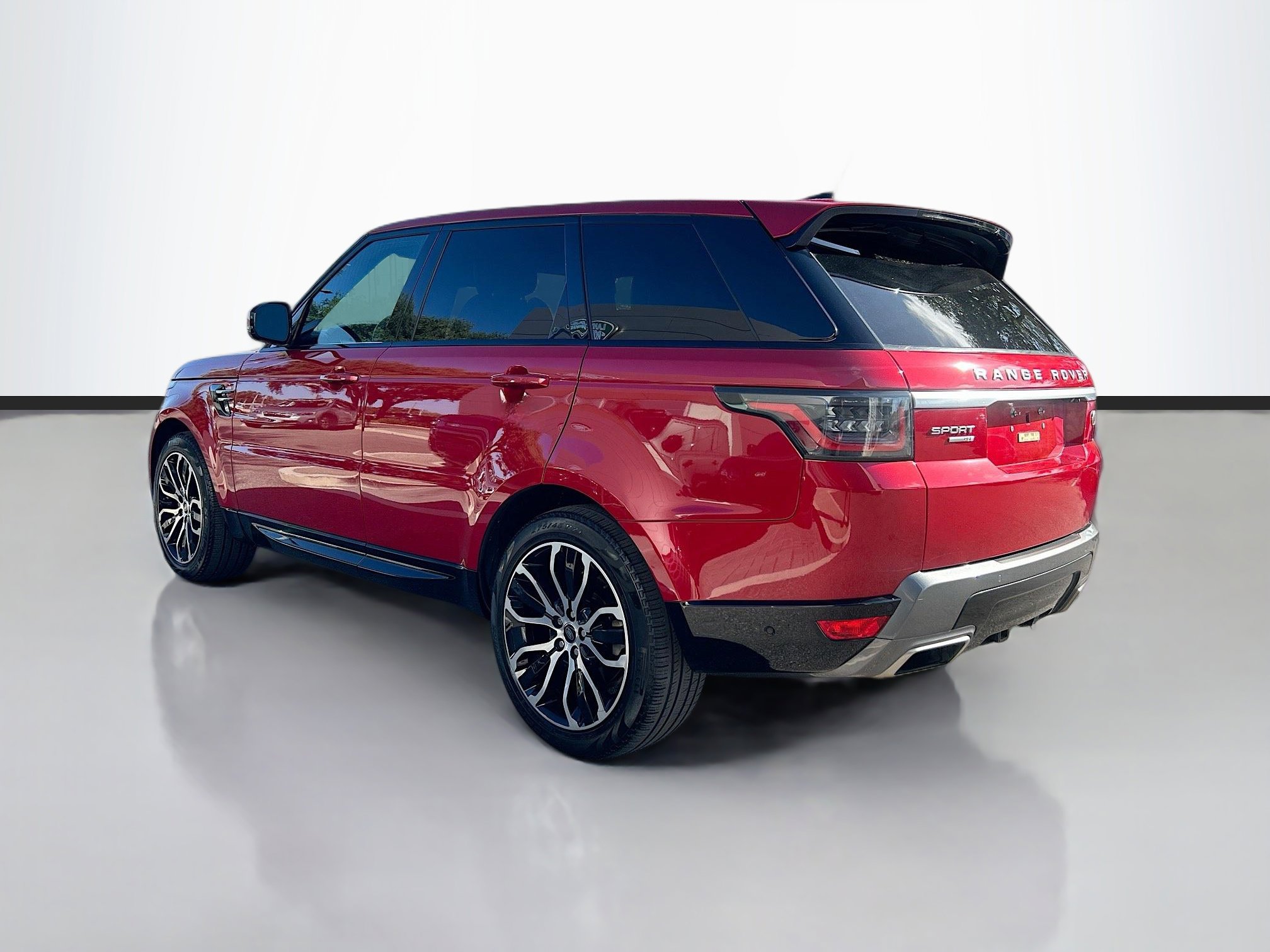 2018 Land Rover Range Rover Sport HSE photo 3
