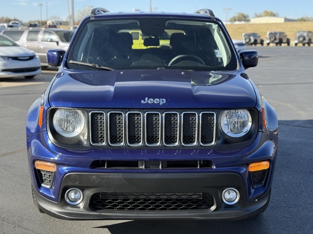 2019 Jeep Renegade Latitude photo 2