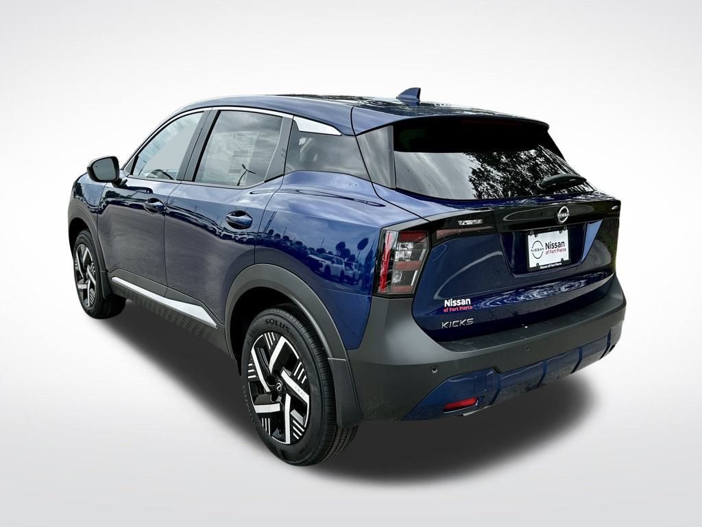 2025 Nissan Kicks SV photo 3