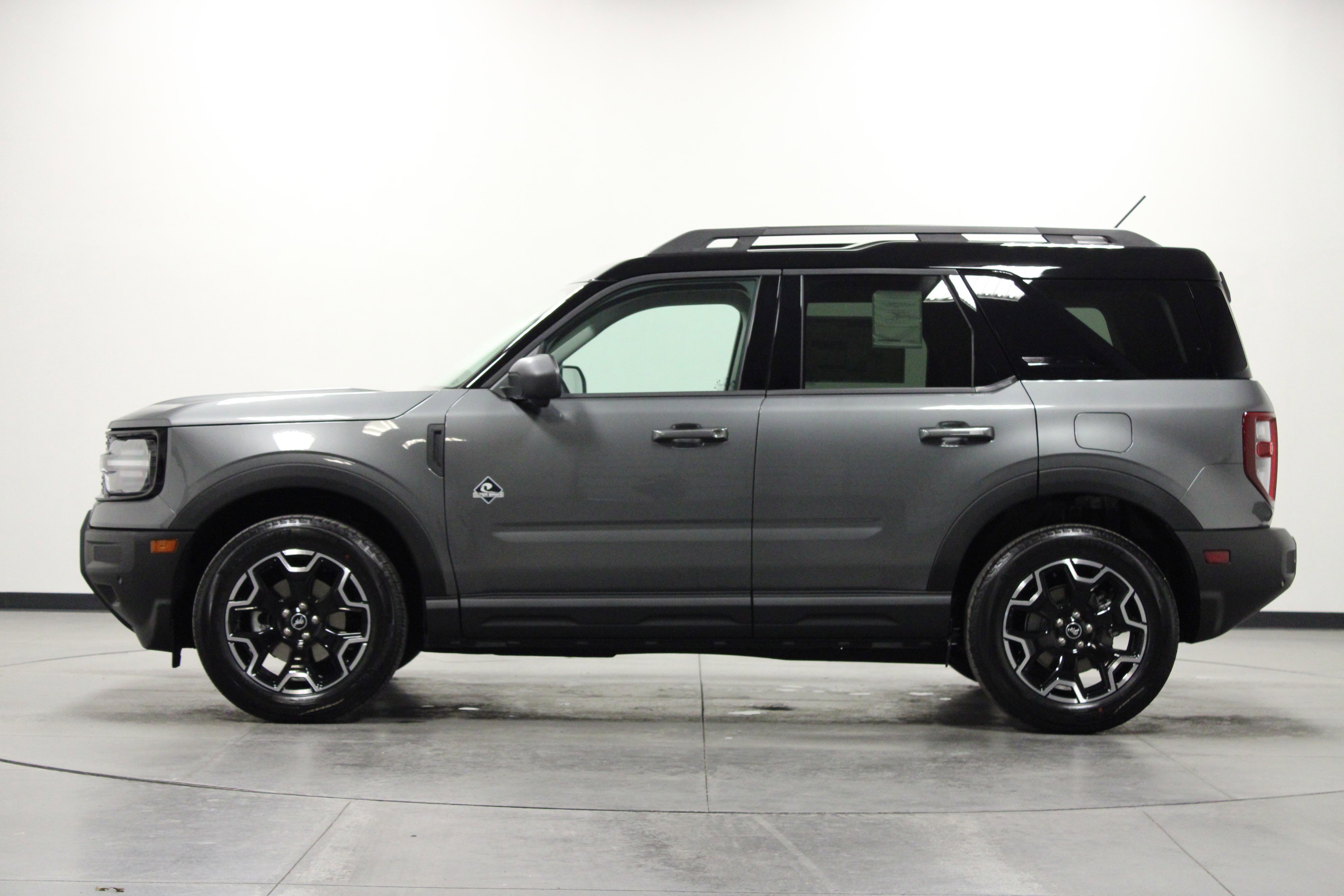 2025 Ford Bronco Sport Outer Banks photo 5