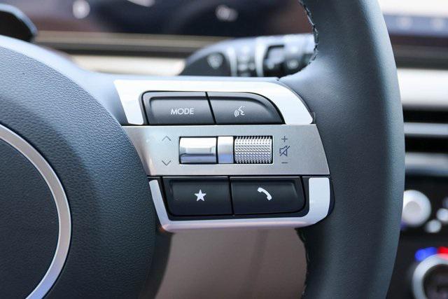 New 2025 Gray Hyundai SEL Convenience FWD image 22