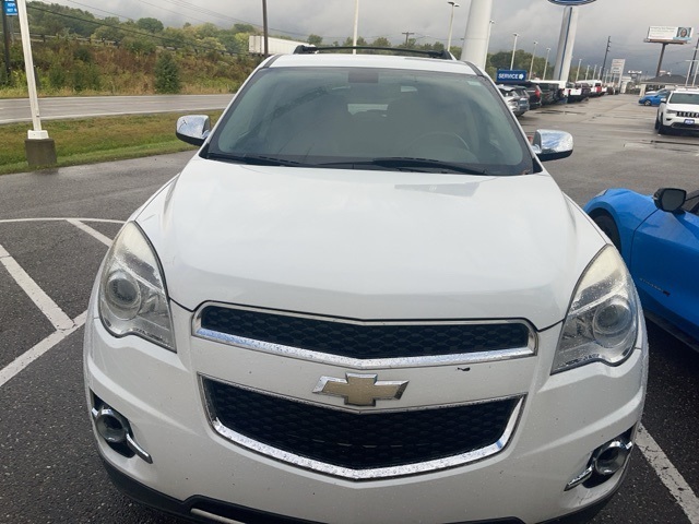 2011 Chevrolet Equinox LTZ photo 2