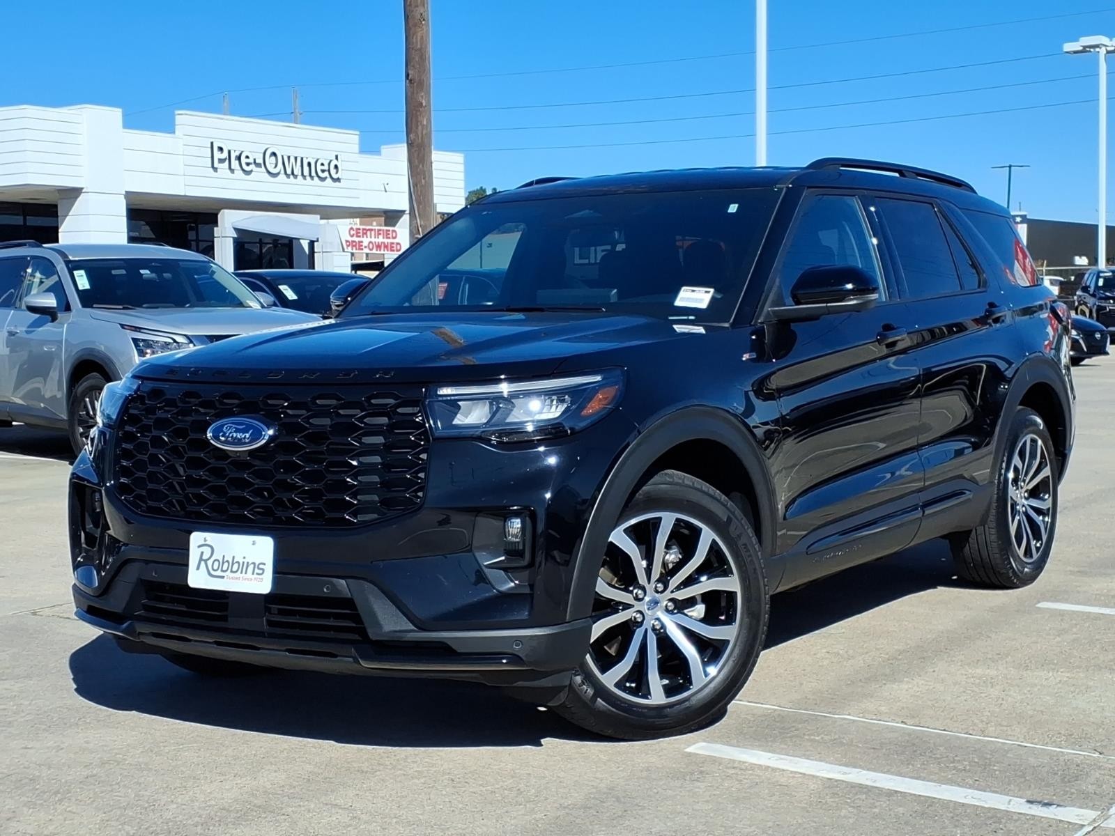 2025 Ford Explorer - Image 1