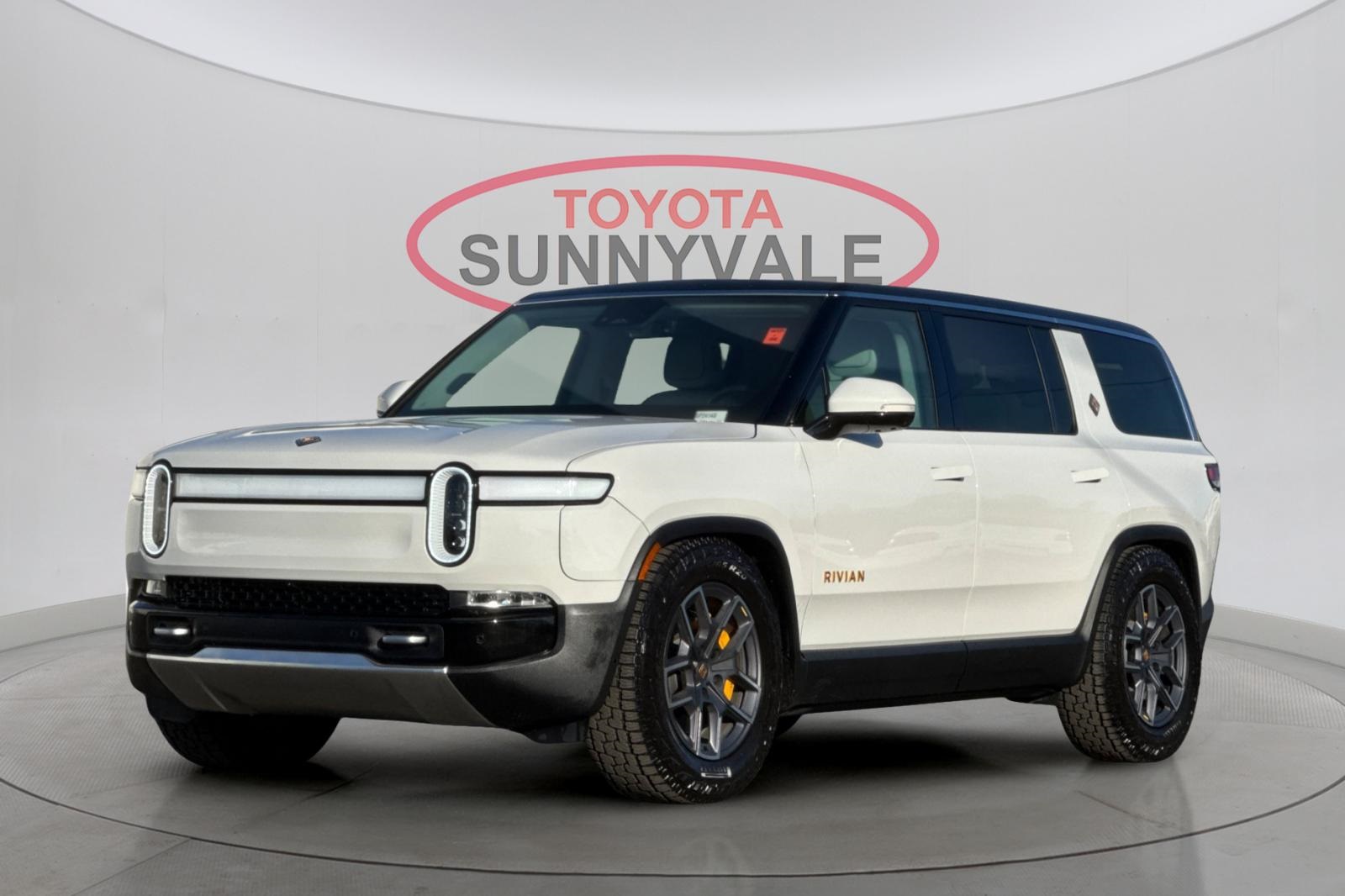 Used 2024 Rivian R1S Adventure with VIN 7PDSGABA0RN037011 for sale in Sunnyvale, CA