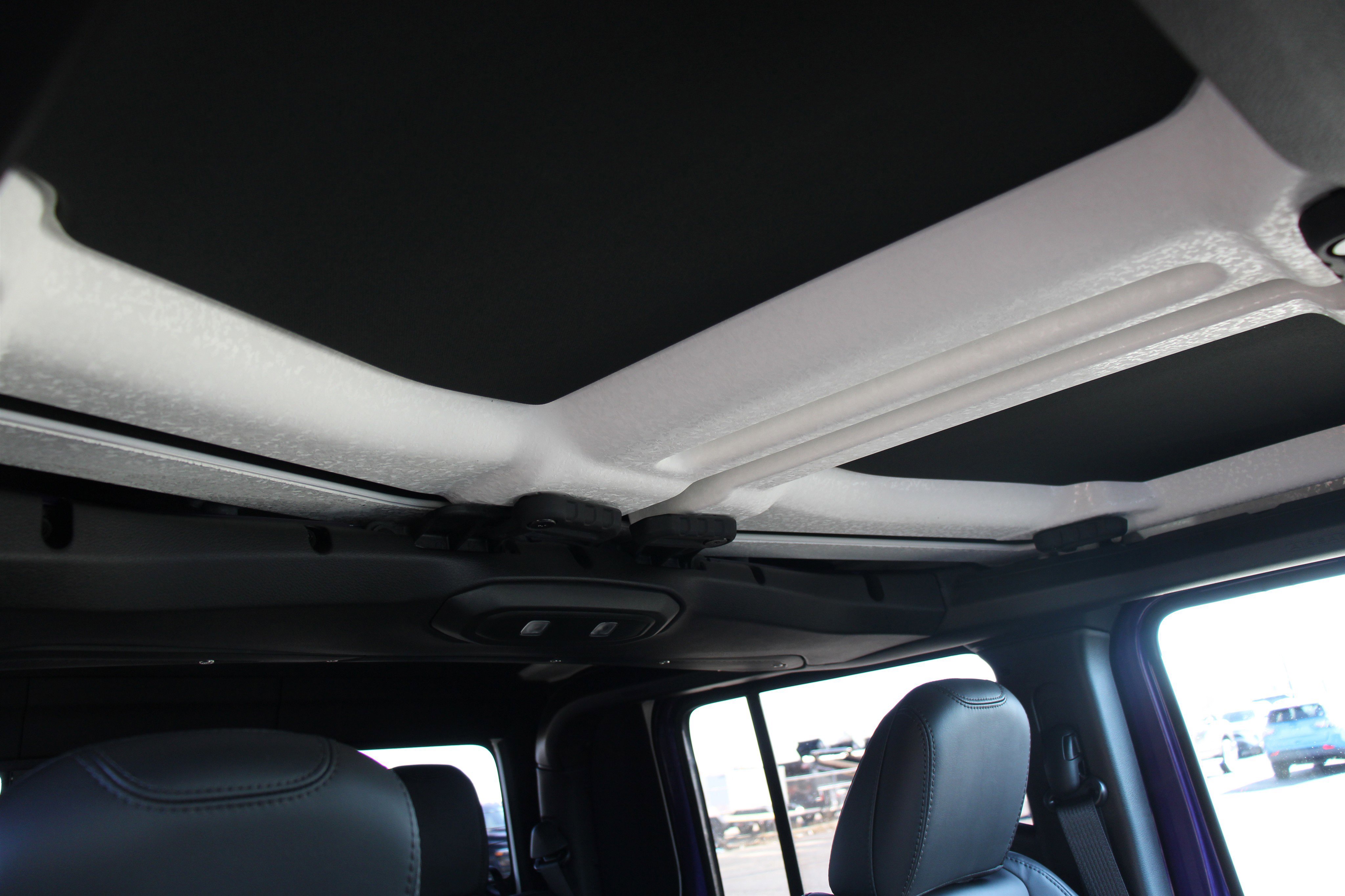 2026 Jeep Gladiator Rubicon photo 2