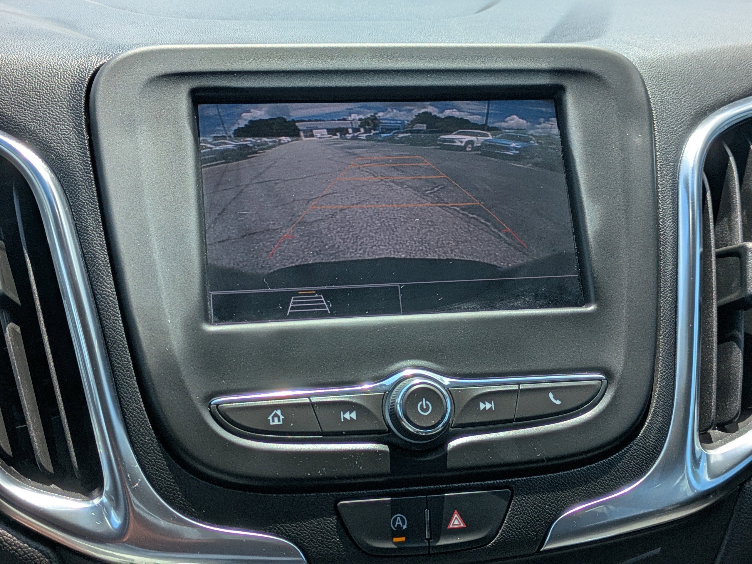 2024 Chevrolet Equinox LT photo 21