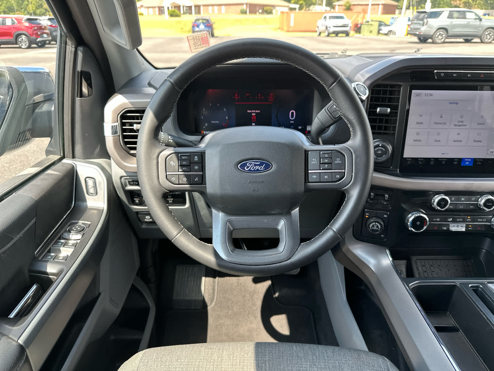 2024 Ford F-150 XLT photo 13