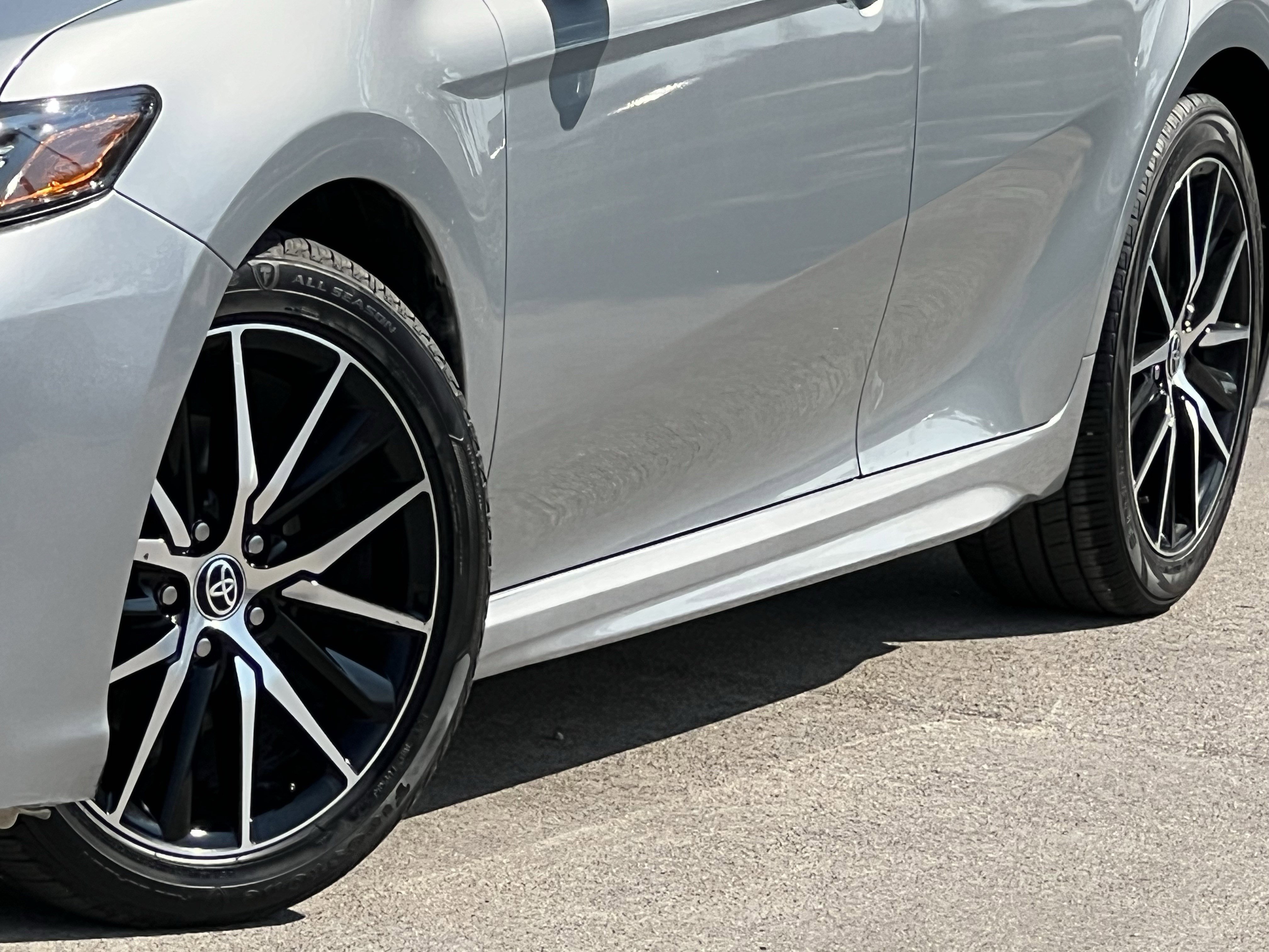 2024 Toyota Camry SE photo 6