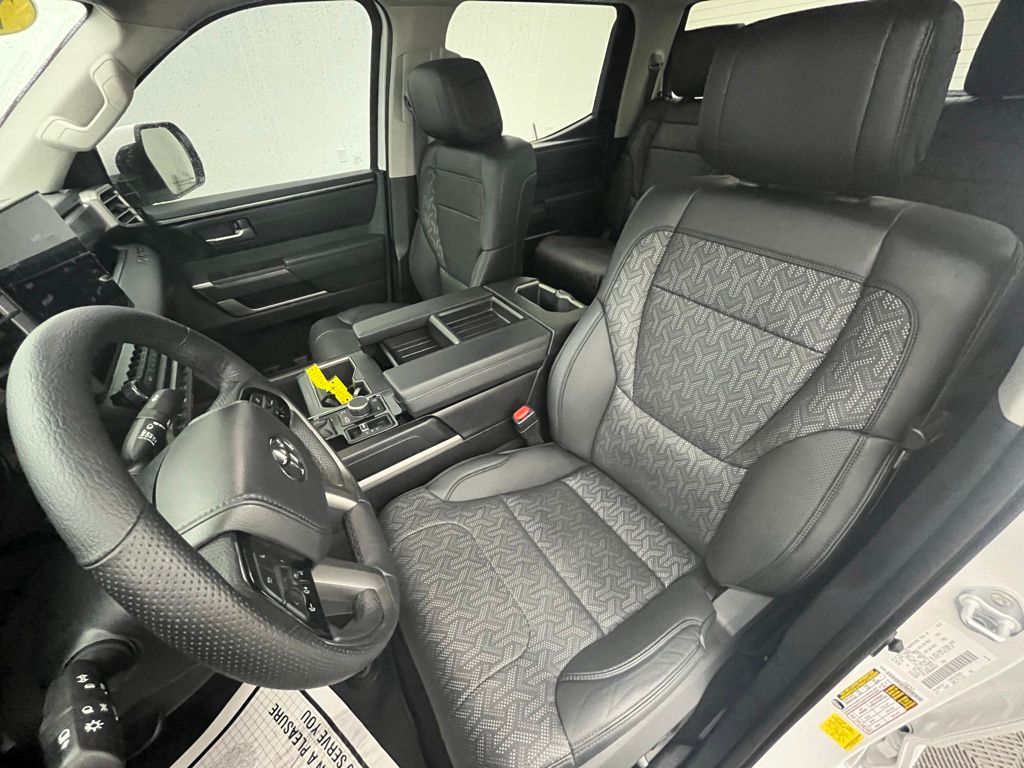 2022 Toyota Tundra SR5 photo 18
