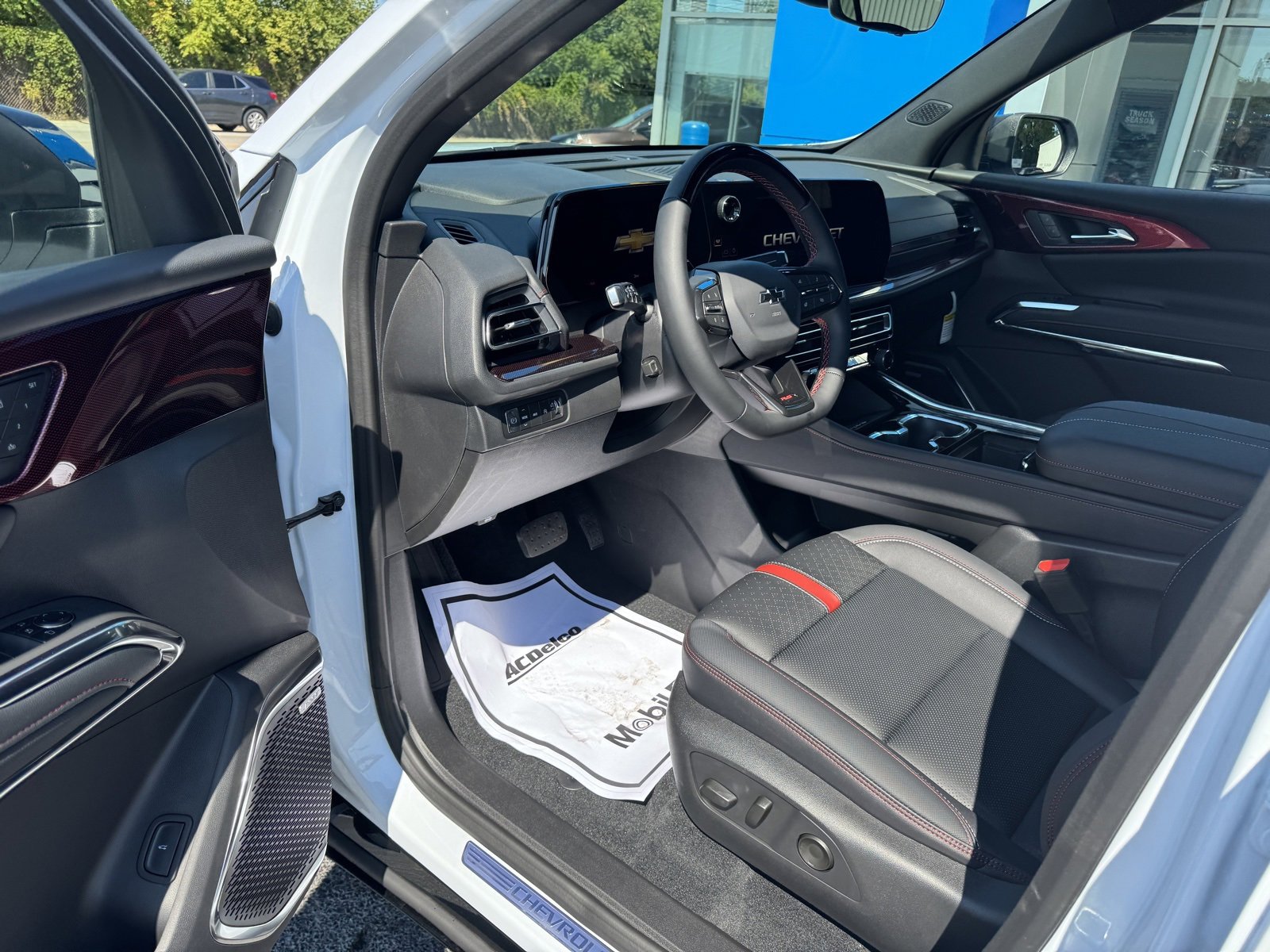 2026 Chevrolet Traverse RS photo 10
