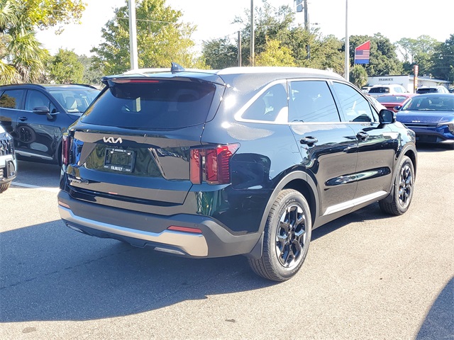 2026 Kia Sorento S photo 4