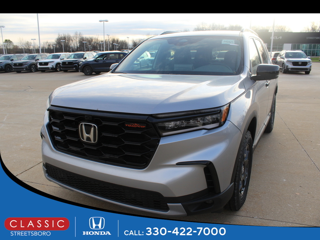 2025 Honda Pilot TrailSport's photo