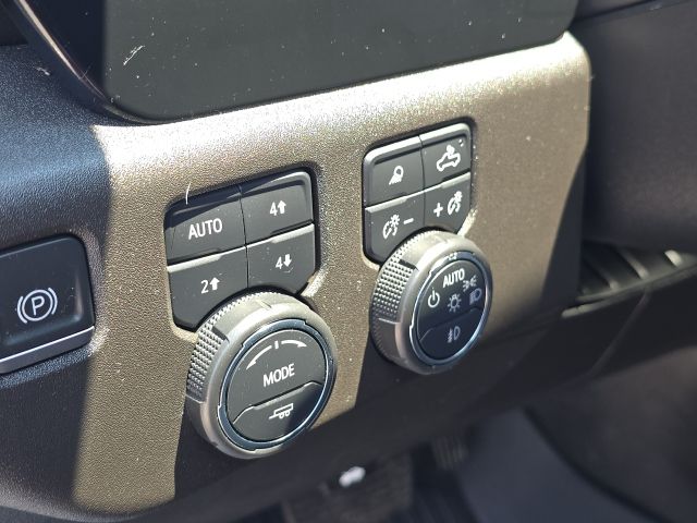 2023 Chevrolet Silverado 1500 LTZ photo 22