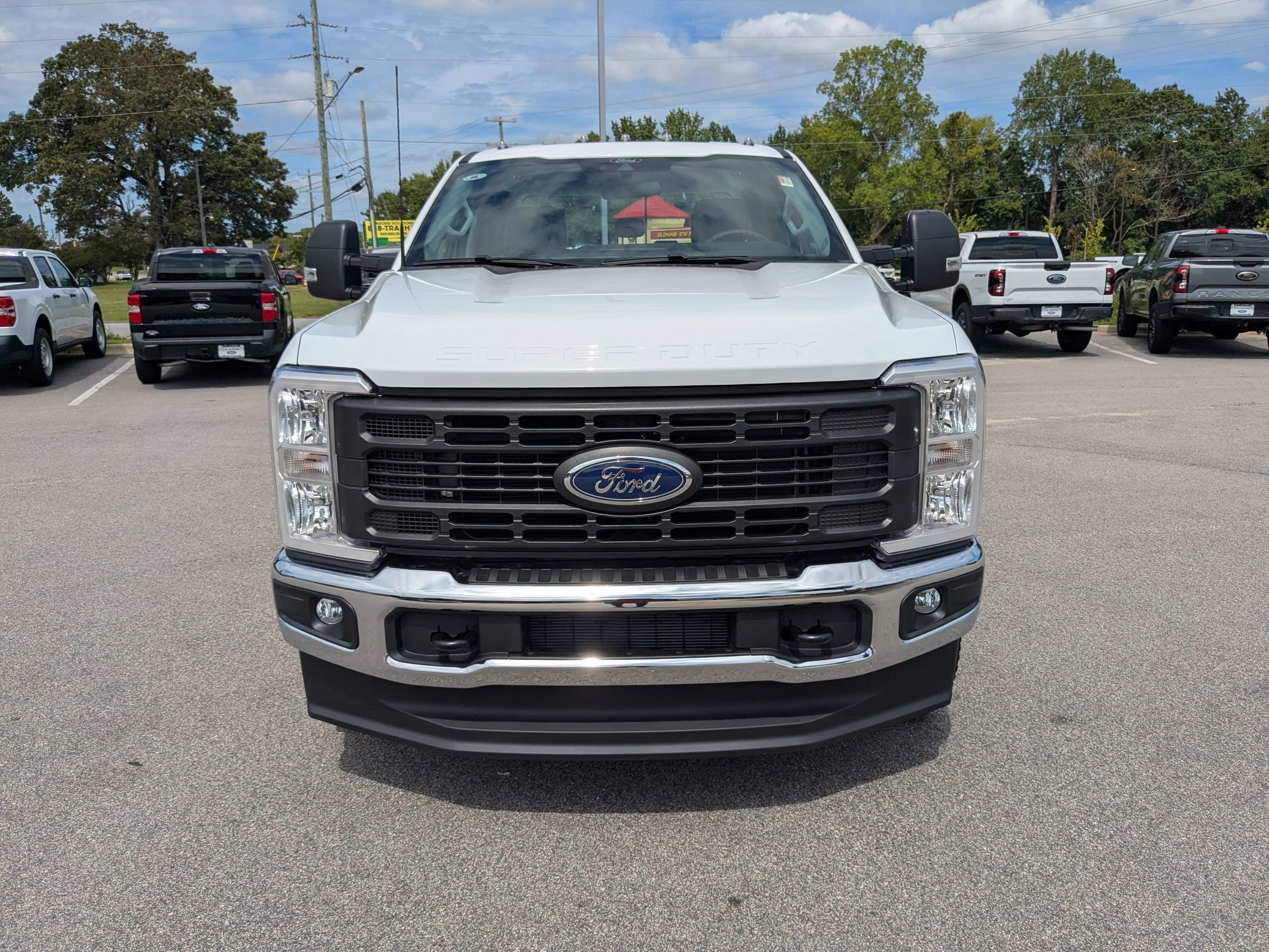 2025 Ford F-350 XL photo 4