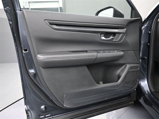 2026 Honda CR-V LX photo 2