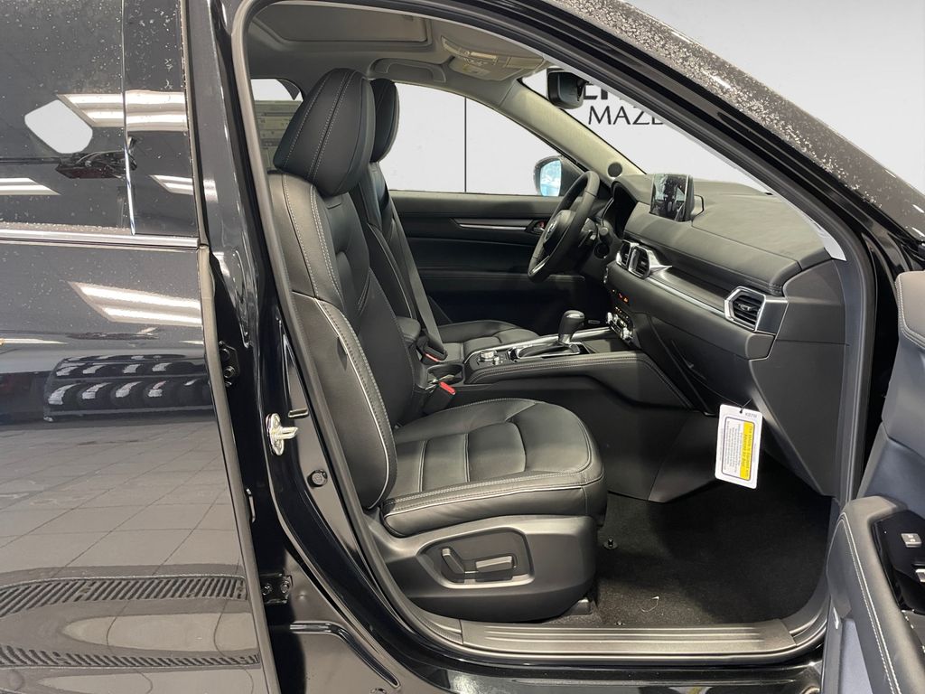 2025 Mazda CX-5 2.5 Premium Plus photo 13