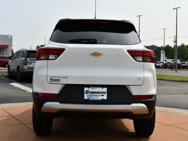 2024 Chevrolet Trailblazer LT photo 4