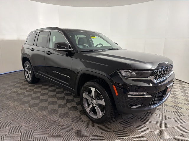 2025 Jeep Grand Cherokee Limited's photo