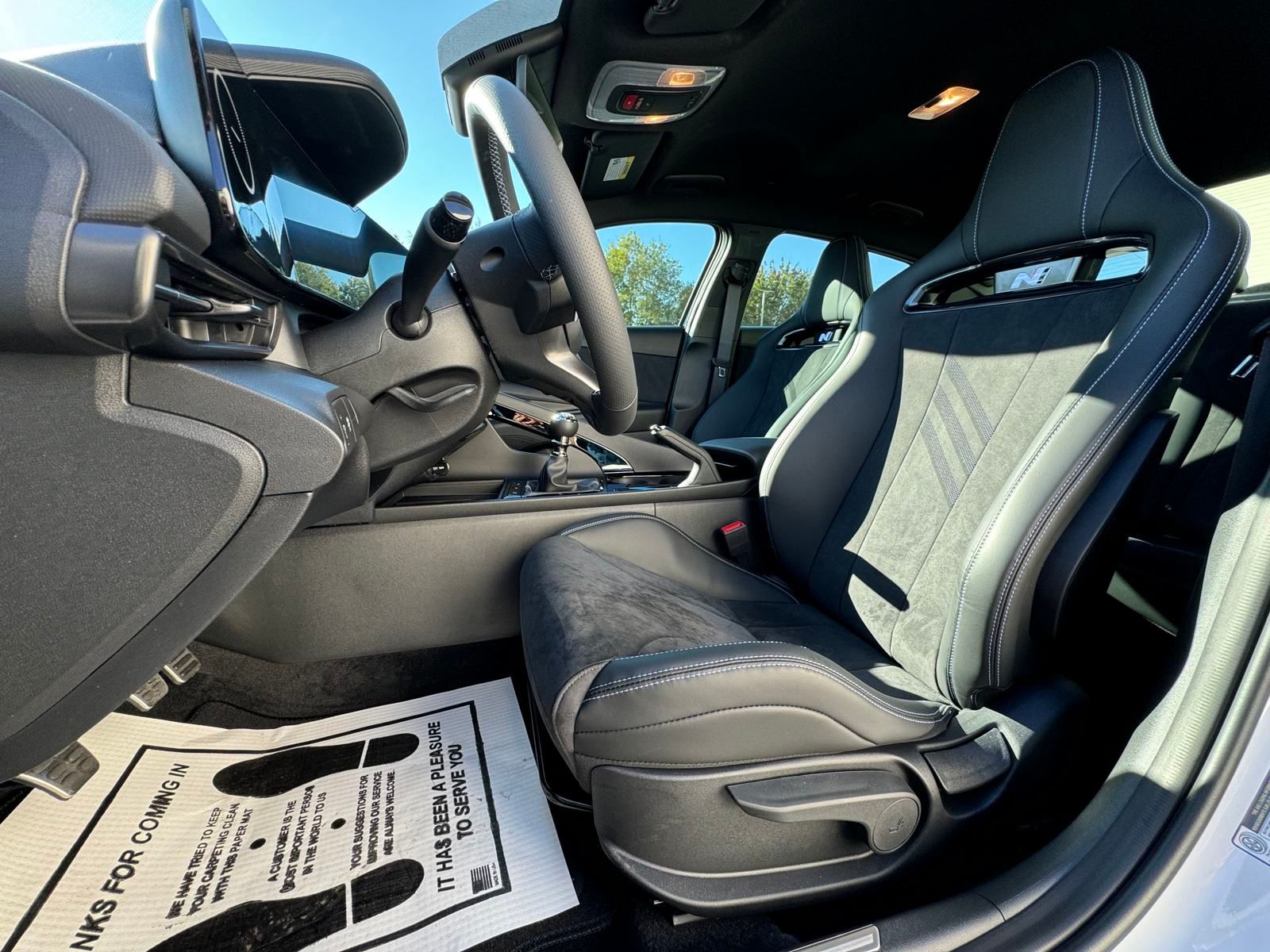 2025 Hyundai Elantra N Base photo 3