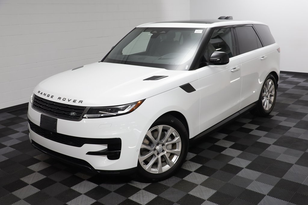 2025 Land Rover Range Rover Sport SE photo 2