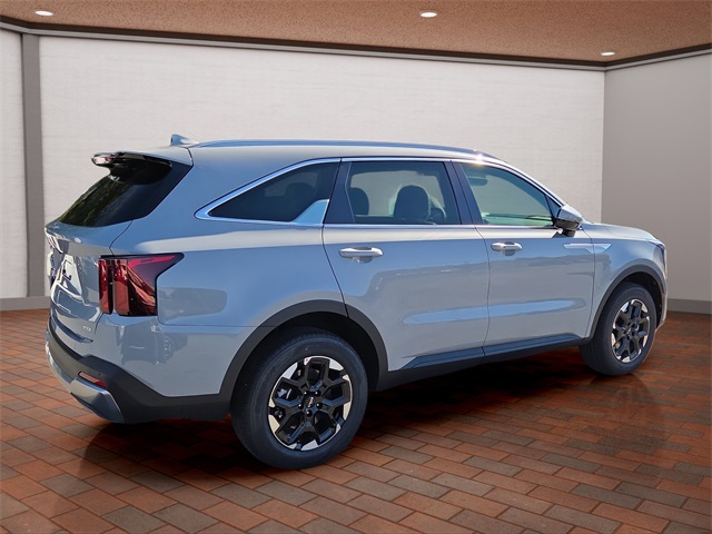 2026 Kia Sorento S photo 3