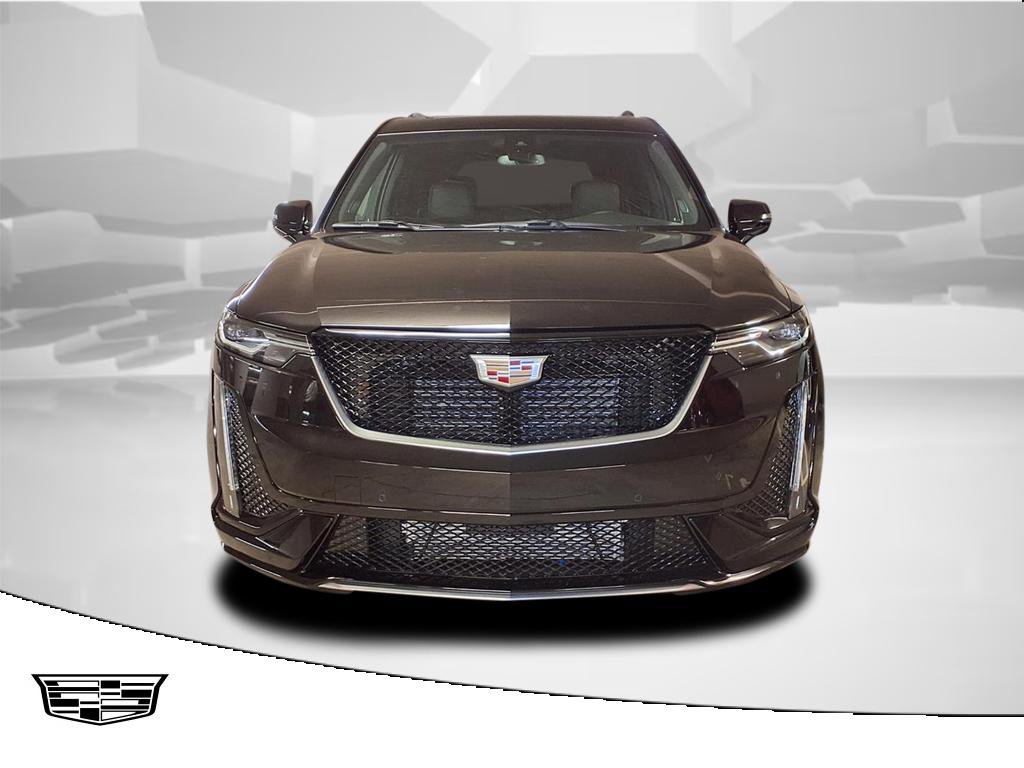 2025 Cadillac XT6 Sport photo 2