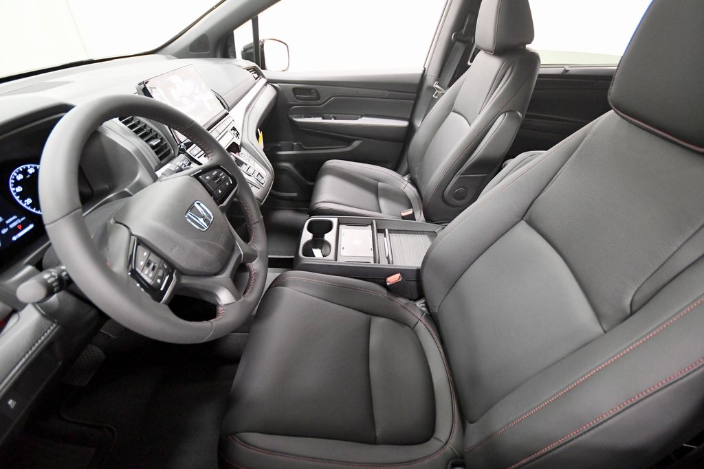 2026 Honda Odyssey photo 4