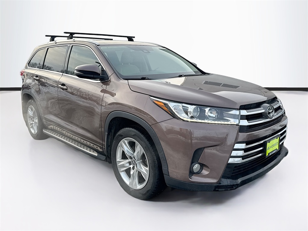 2017 Toyota Highlander Limited Platinum photo 3