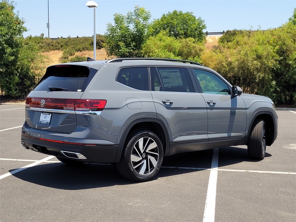 2025 Volkswagen Atlas SE Technology photo 4