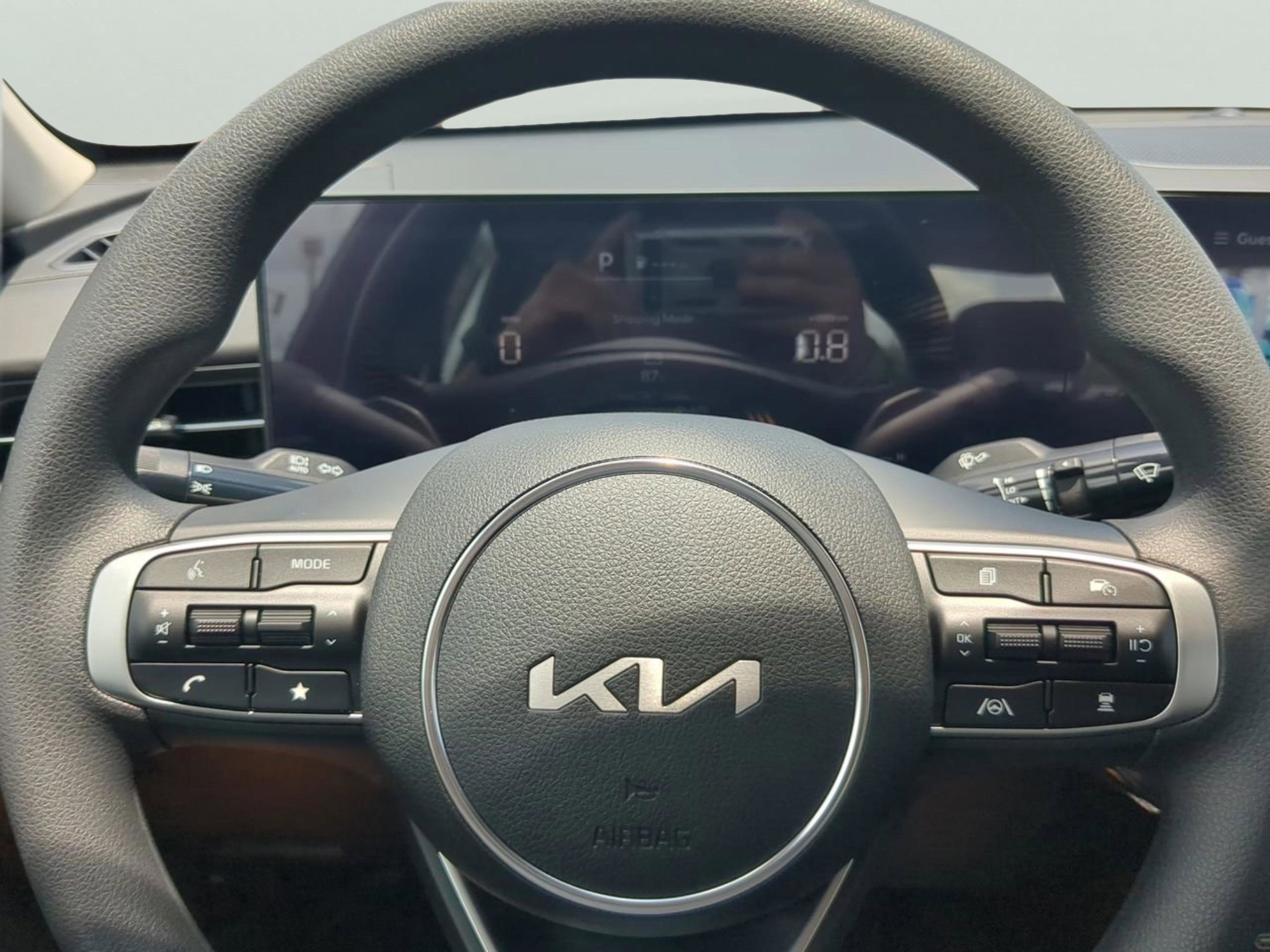 2025 Kia K5 LXS photo 29