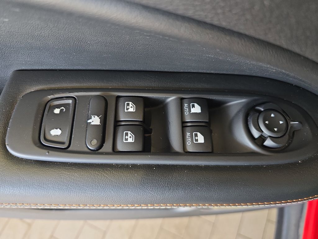 2018 Jeep Compass North Edition Latitude photo 27