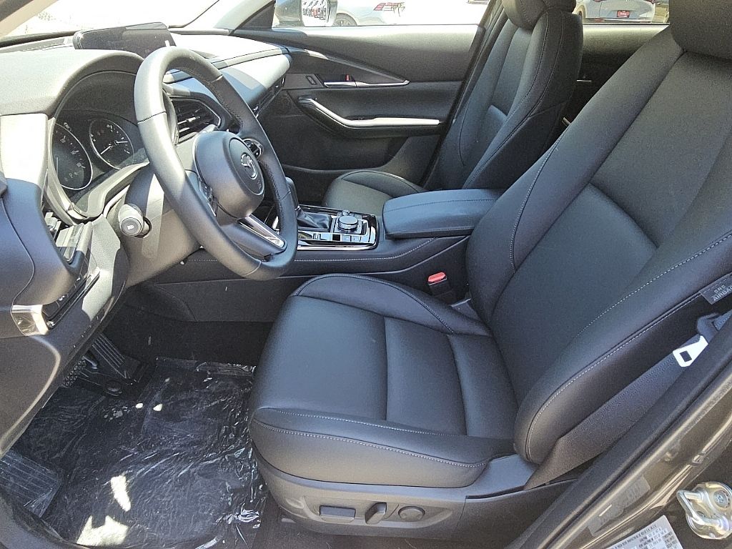 2025 Mazda CX-30 2.5 S Preferred photo 22