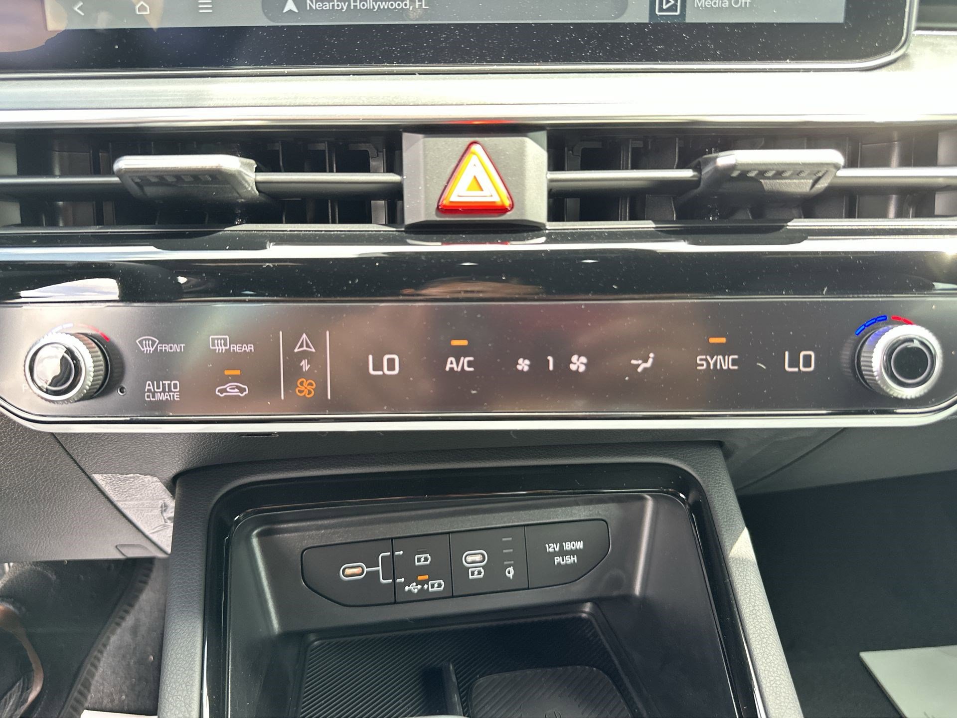 2025 Kia K5 GT-Line photo 18