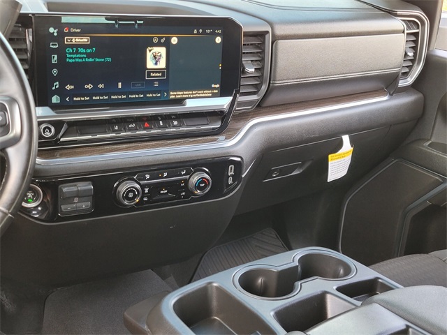 2024 Chevrolet Silverado 2500HD LT photo 22