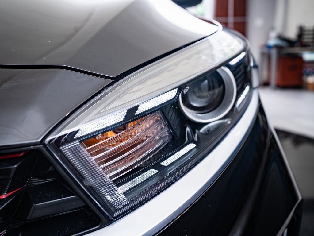 2022 Kia Forte GT-Line photo 15