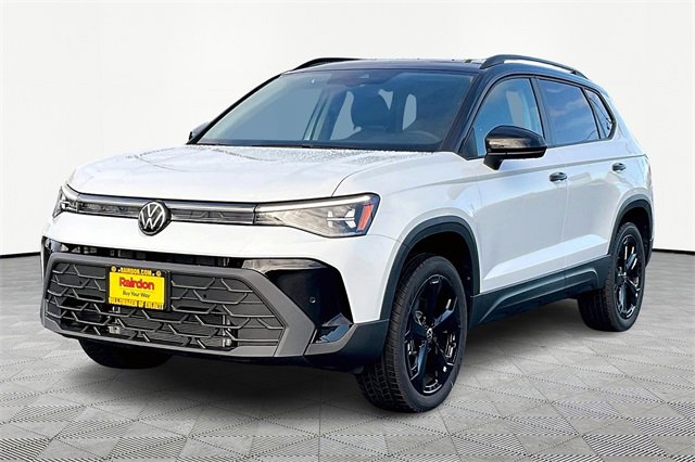 2025 Volkswagen Taos SE photo 2