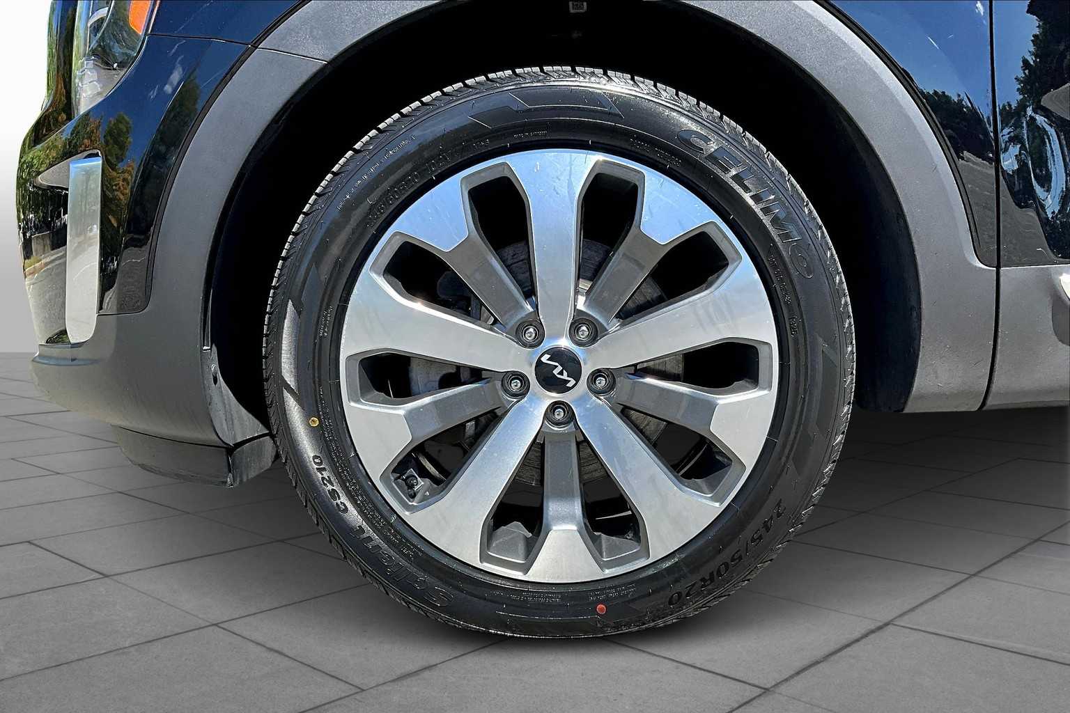 2022 Kia Telluride S photo 8