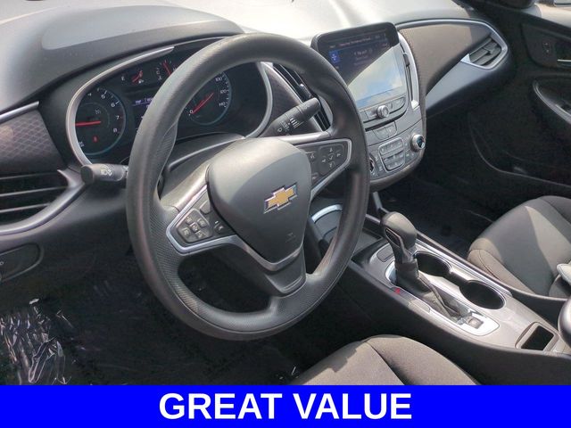 2023 Chevrolet Malibu 1LT photo 3
