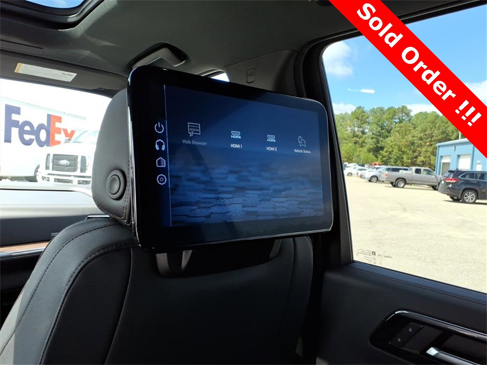 2026 Chevrolet Suburban High Country photo 13