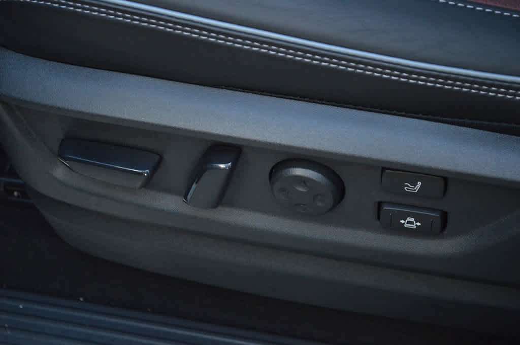 2025 Infiniti QX80 photo 19