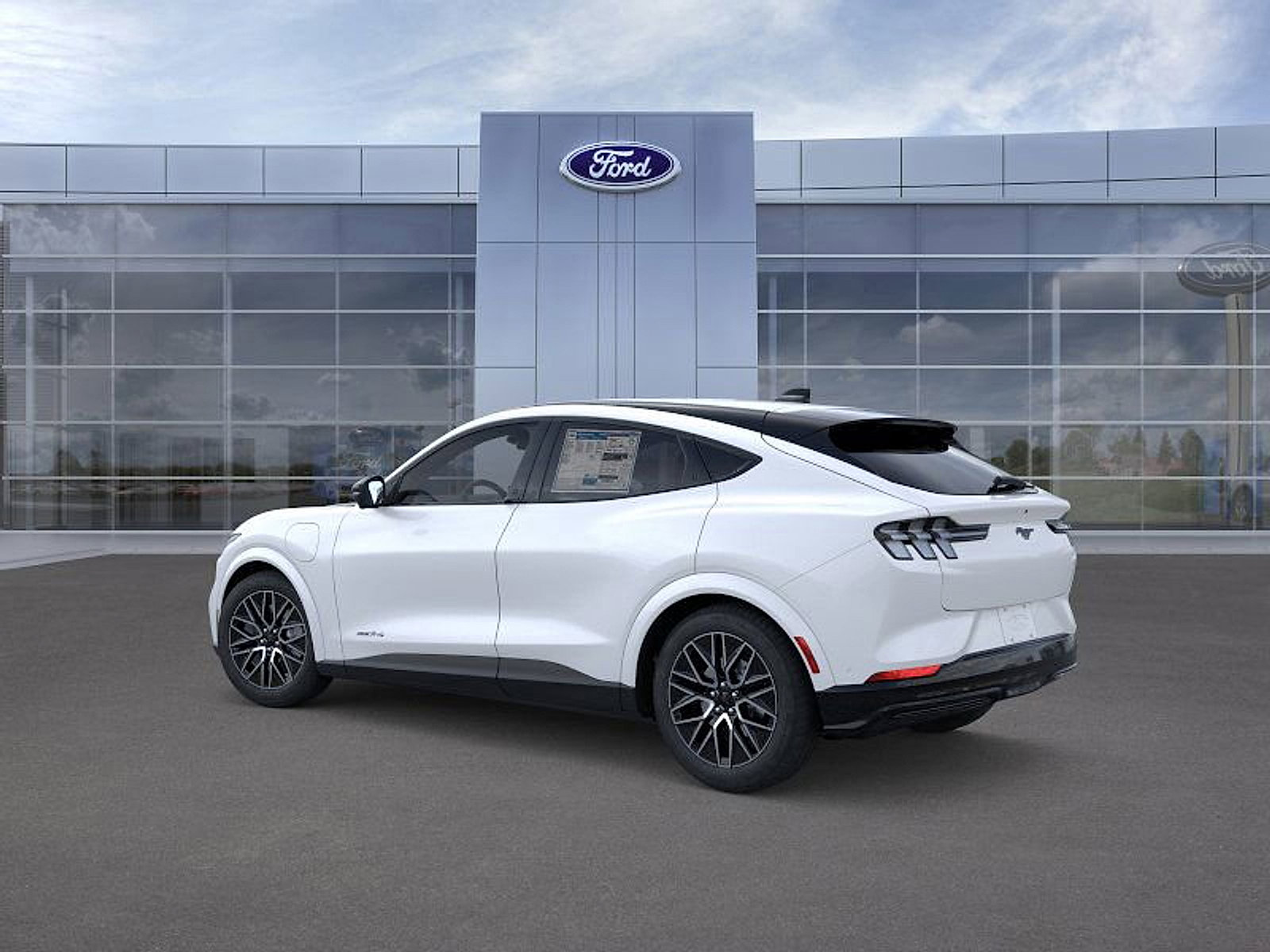 2025 Ford Mustang Mach-E Premium photo 4