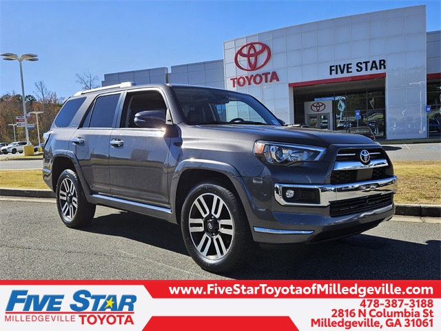 2022 Toyota 4Runner Limited's photo