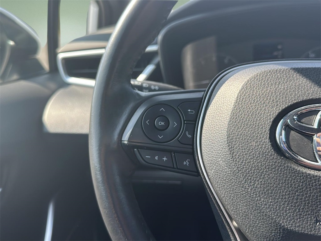 2023 Toyota Corolla SE photo 6
