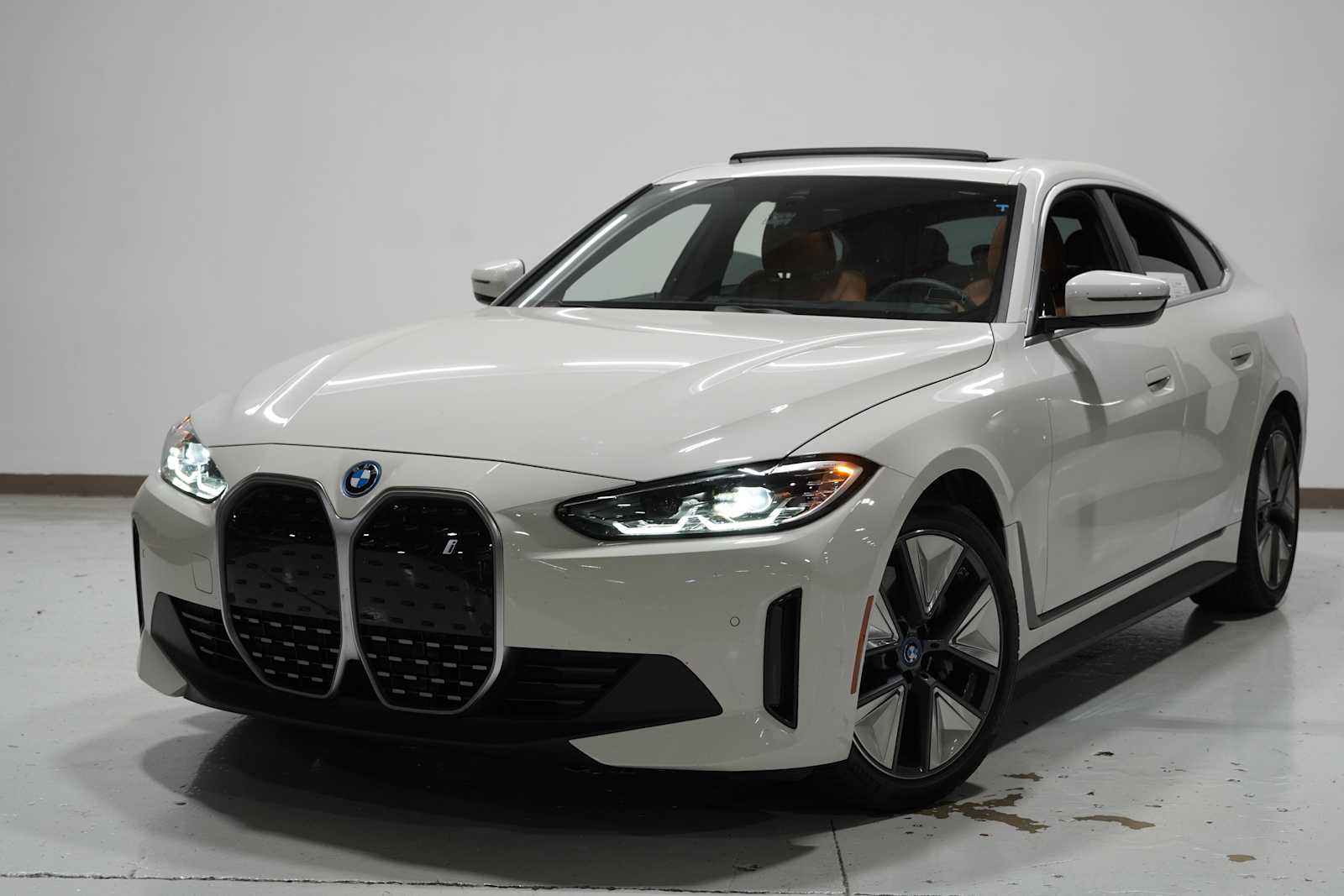 2023 BMW i4