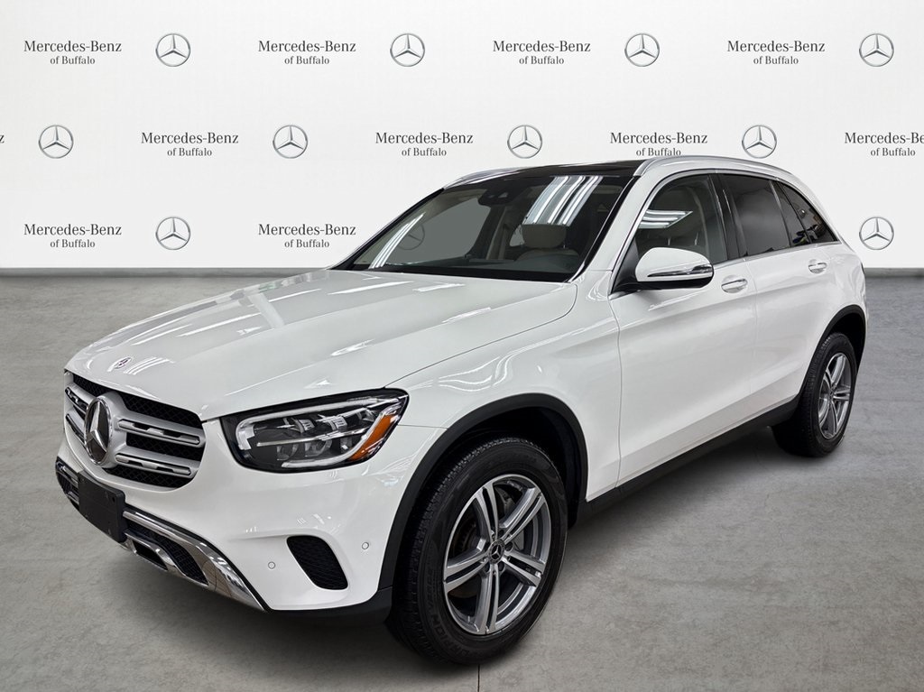 2022 Mercedes-Benz GLC GLC300's photo